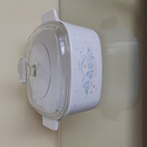 Vintage‎ CORNING WARE CASSEROLE Dish w/Lid, 1.5 L